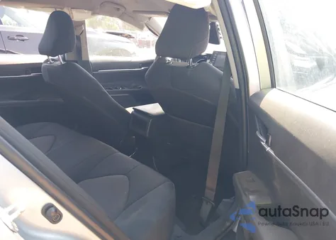 2021 Toyota Camry Le из США, поврежденный, VIN 4T1C11AKXMU574499